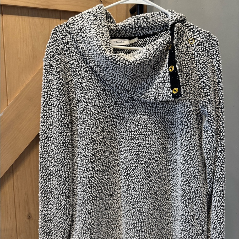 Calvin Klein Women's Textured Black and White Cowl Neck Sweater